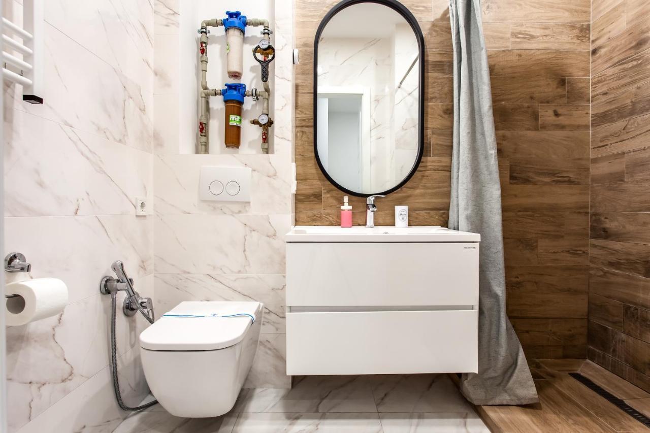 Vip Apartments Lviv Dış mekan fotoğraf